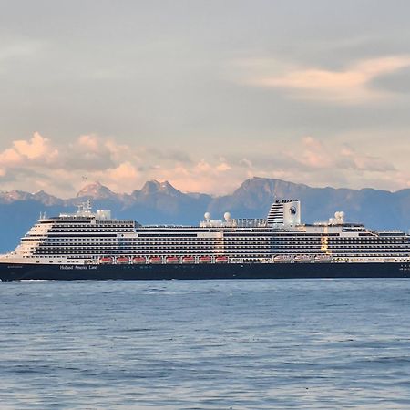 Ocean'S Edge Suite Campbell River Exterior foto